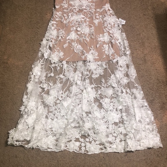Dress the Population Sidney Floral Appliqué Illusion Sheer Gown White/Nude M - Picture 6 of 13